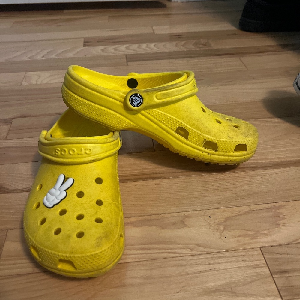 Crocs